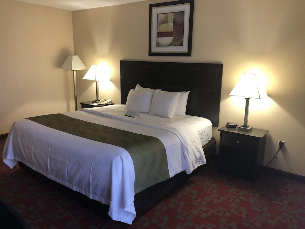 Quality Inn Shelburne - Burlington Extérieur photo