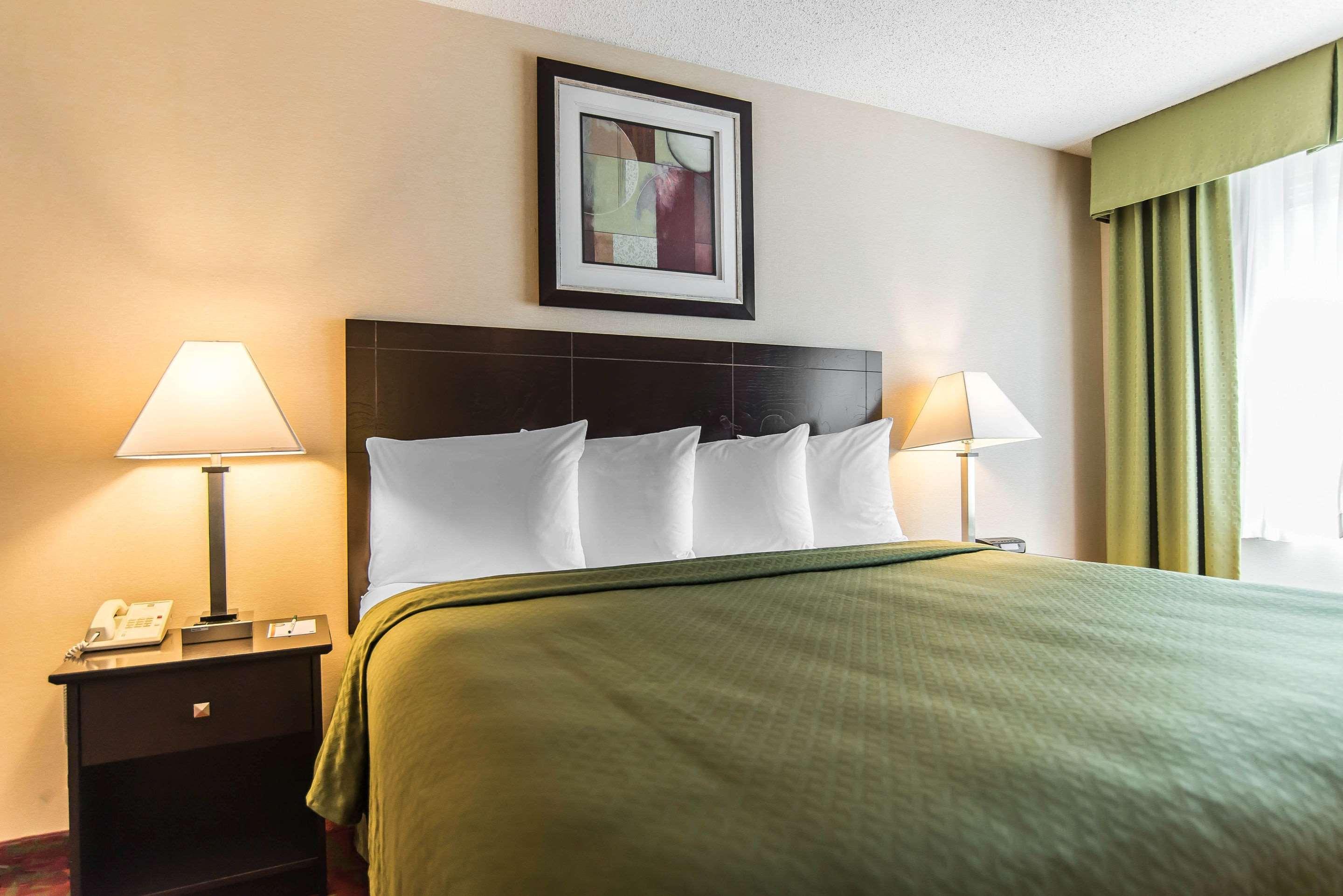 Quality Inn Shelburne - Burlington Extérieur photo