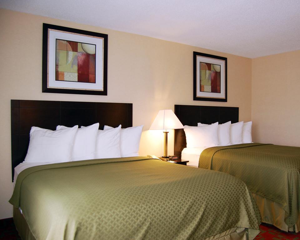 Quality Inn Shelburne - Burlington Extérieur photo