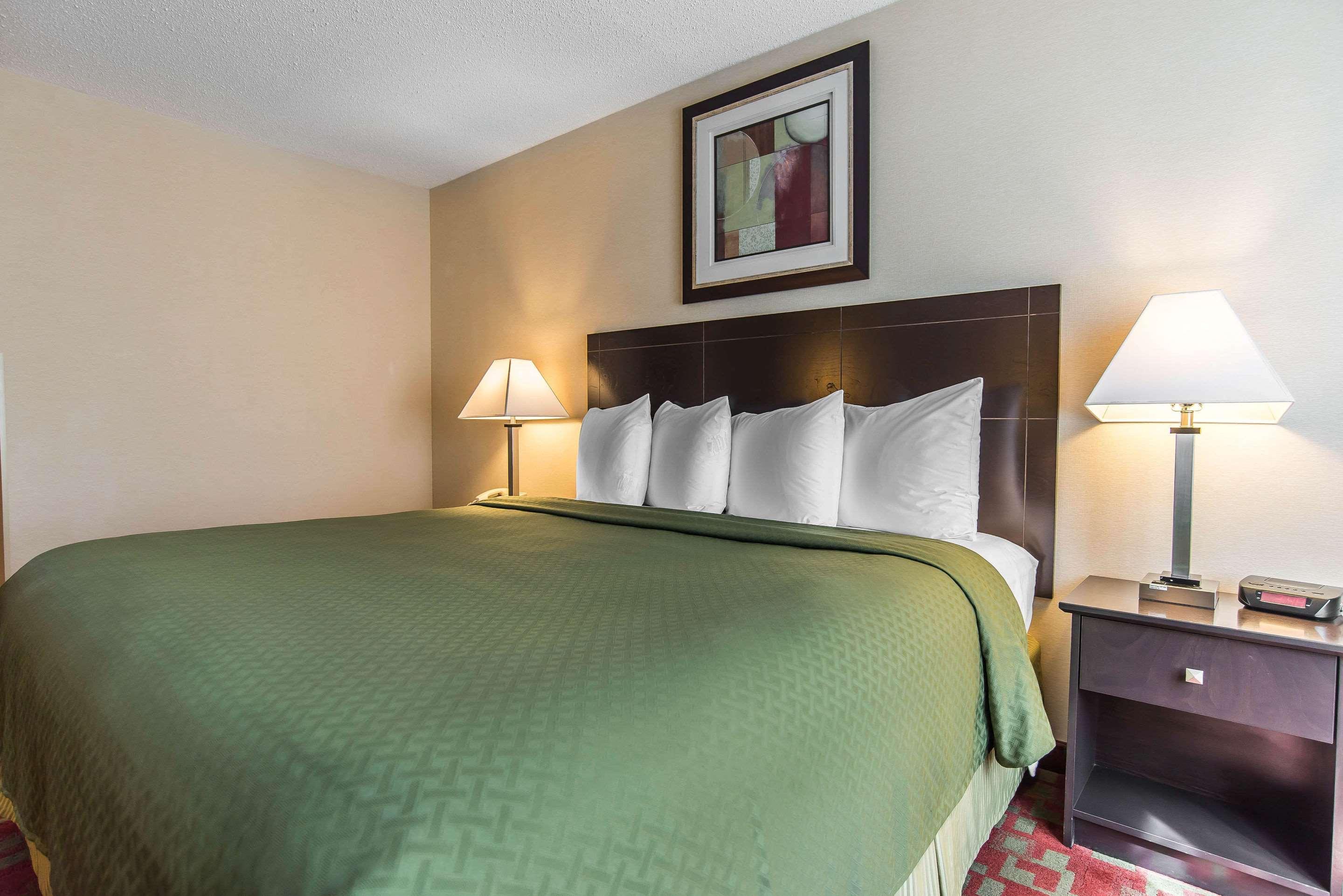 Quality Inn Shelburne - Burlington Extérieur photo