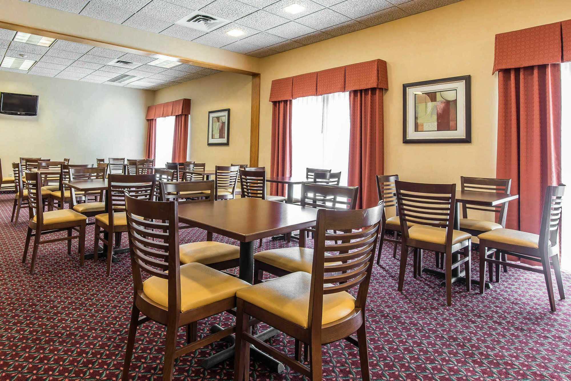 Quality Inn Shelburne - Burlington Extérieur photo